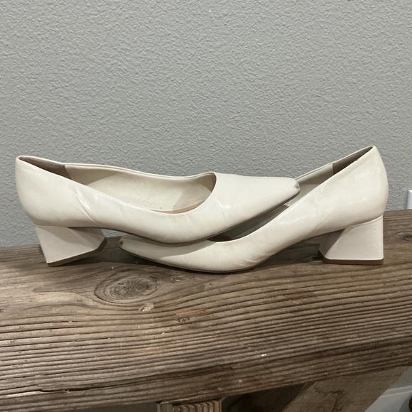 Franco Sarto Jesslyn Pumps White Leather Low Block Heel Size 11 - Picture 5 of 9